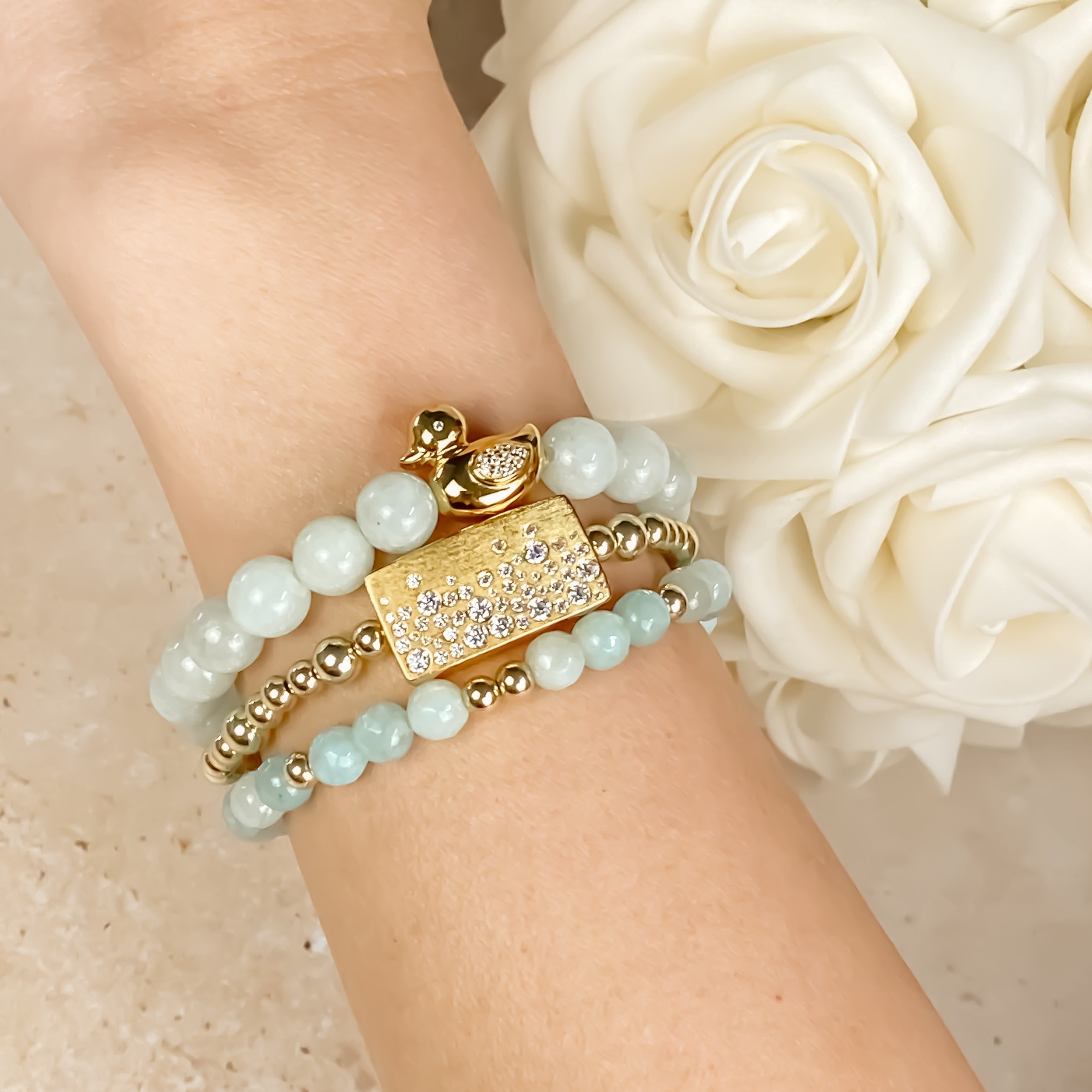 DUCK ON BEACH GLASS ELASTIC BRACELET