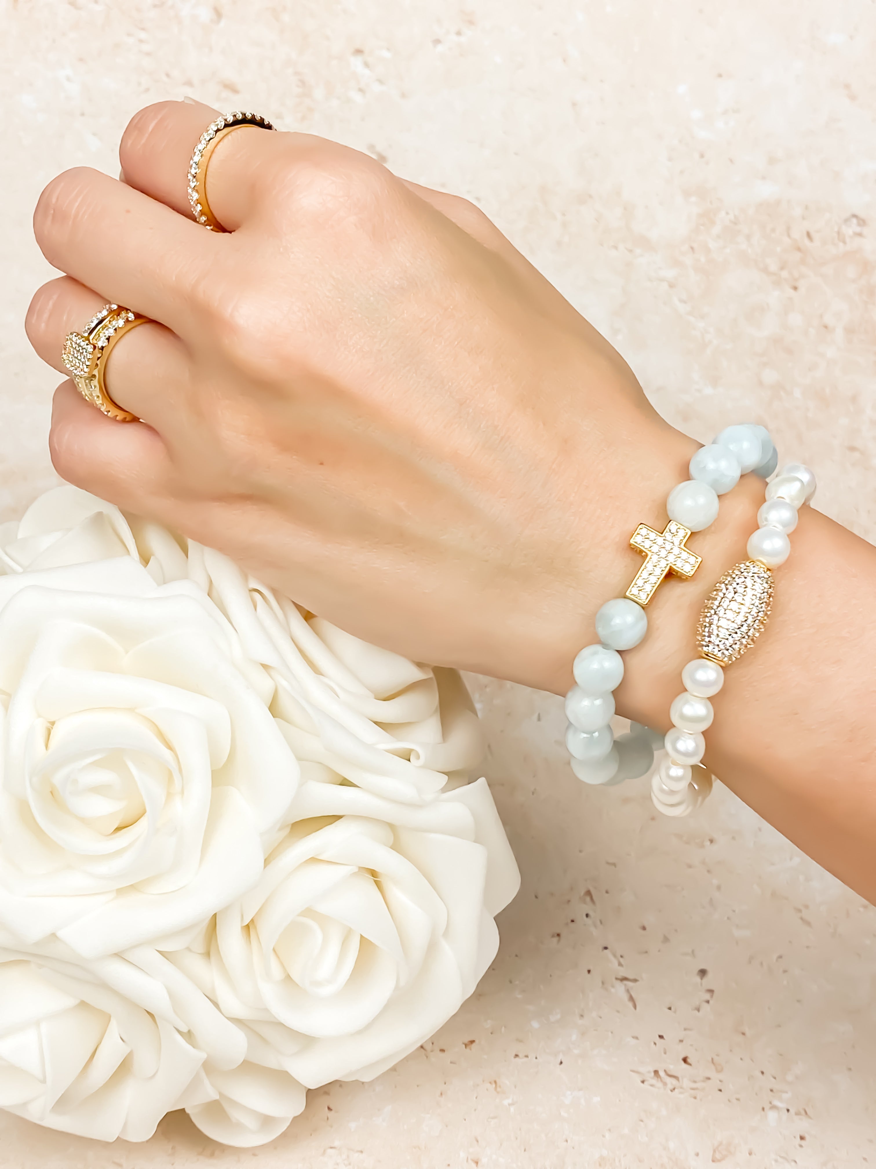 CROSS ON AQUAMARINE ELASTIC BRACELET