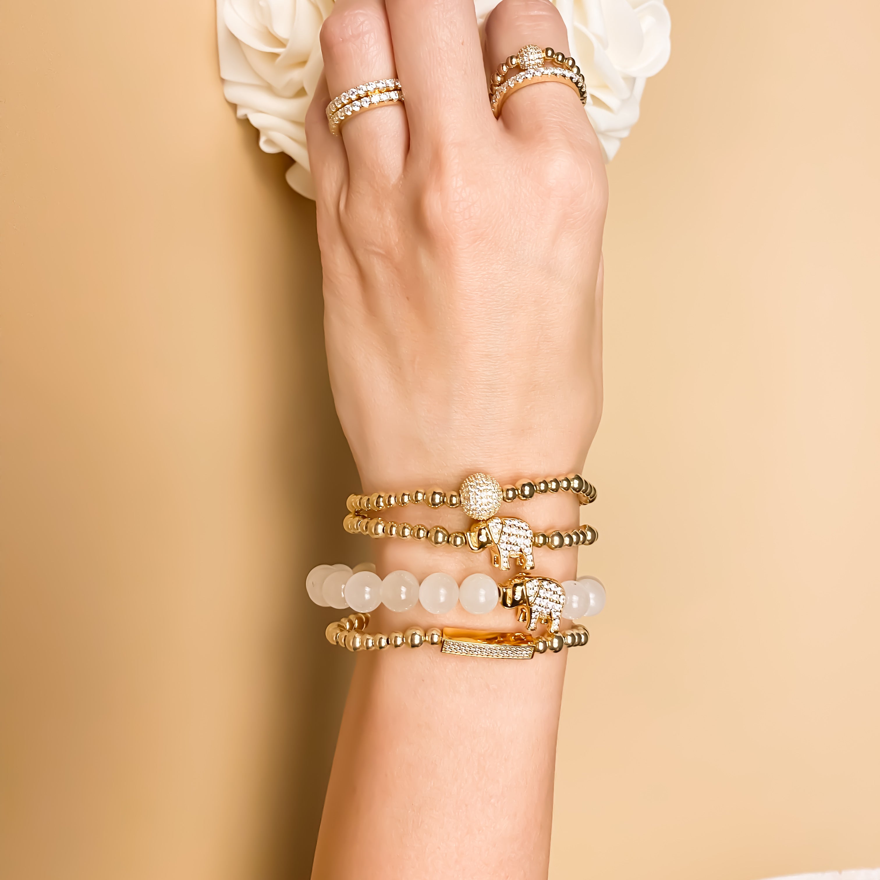 ELEPHANT ON GOLD FILLED BEADS ELASTIC BRACELET