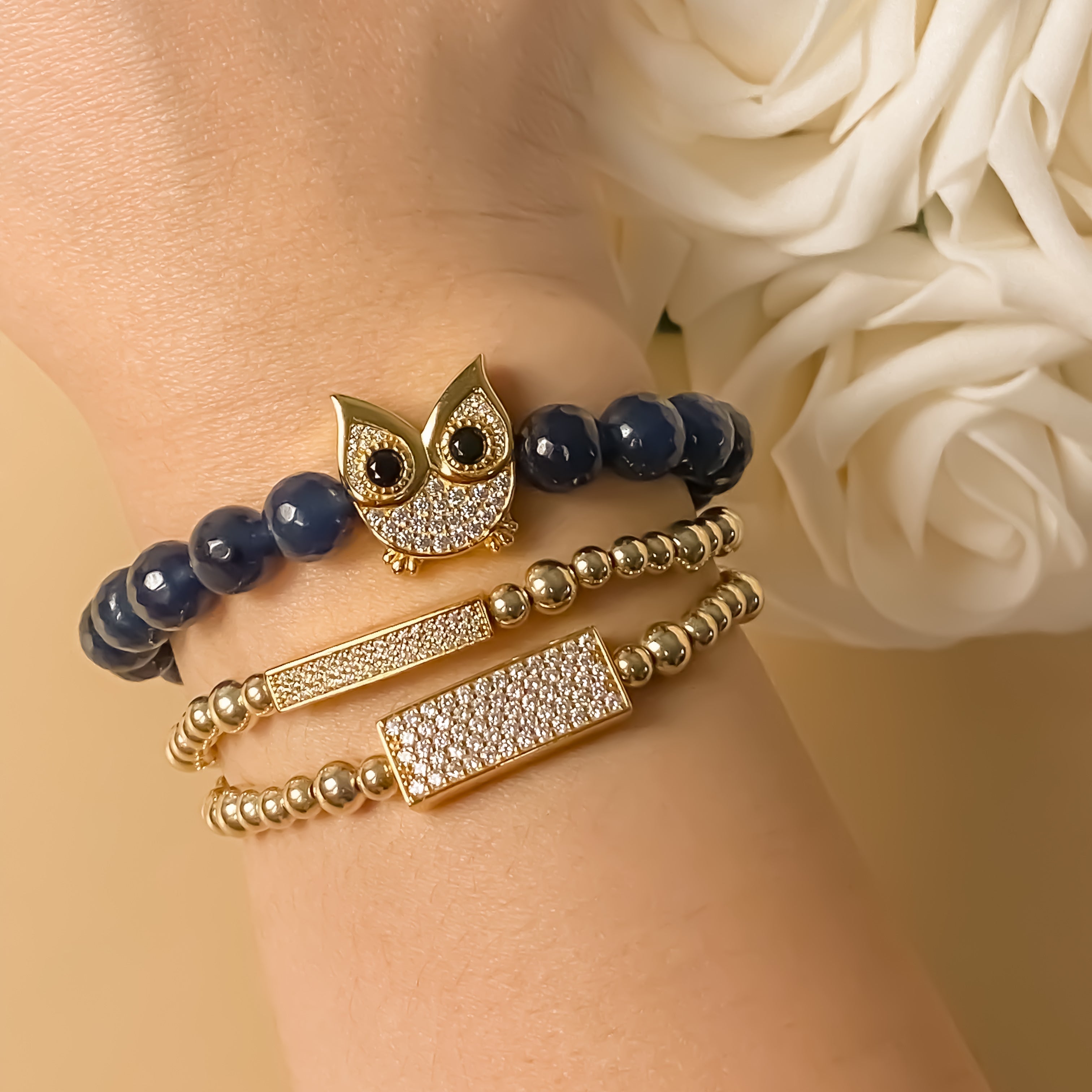 OWL ON NAVY JADE ELASTIC BRACELET