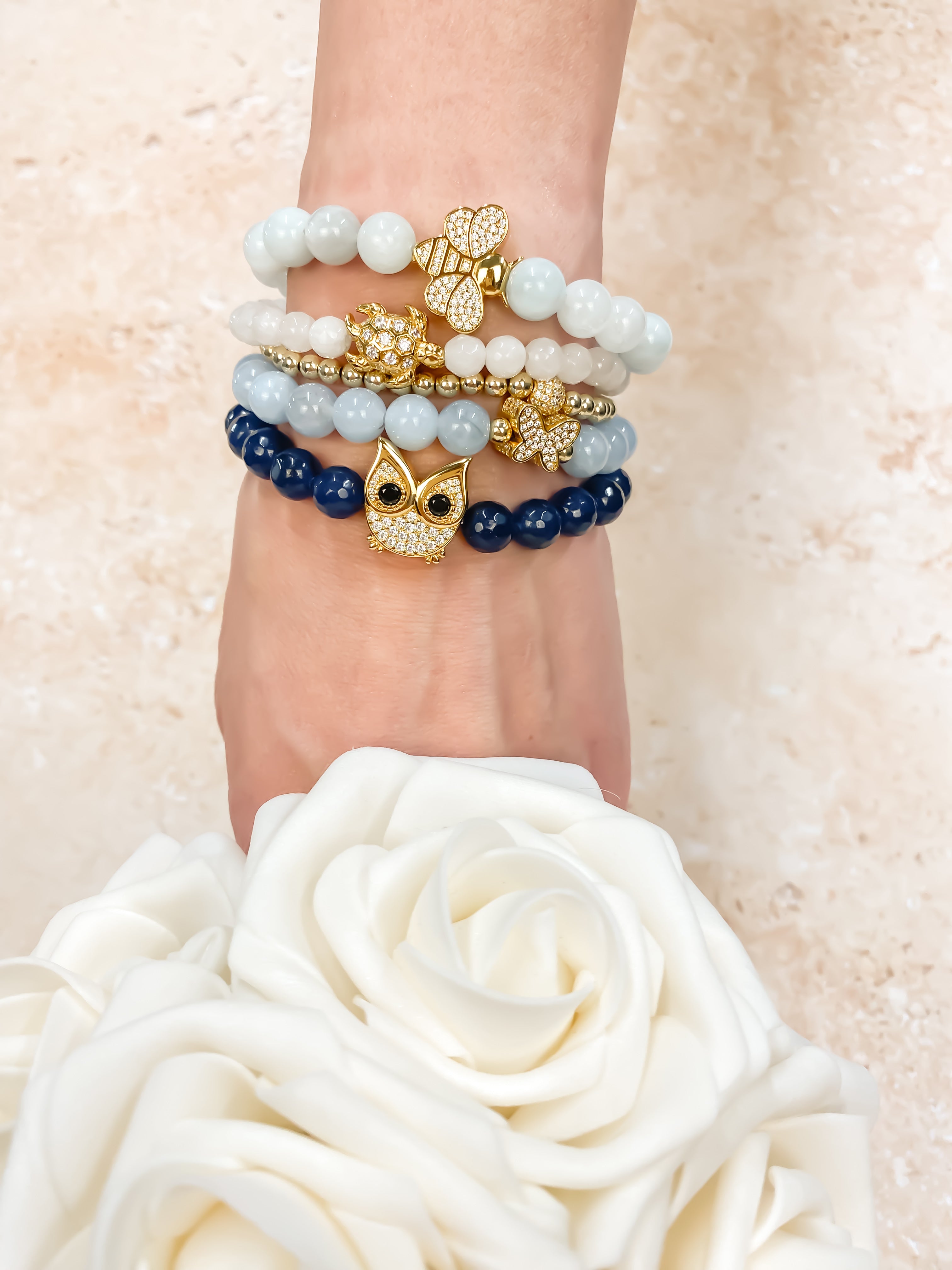 OWL ON NAVY JADE ELASTIC BRACELET