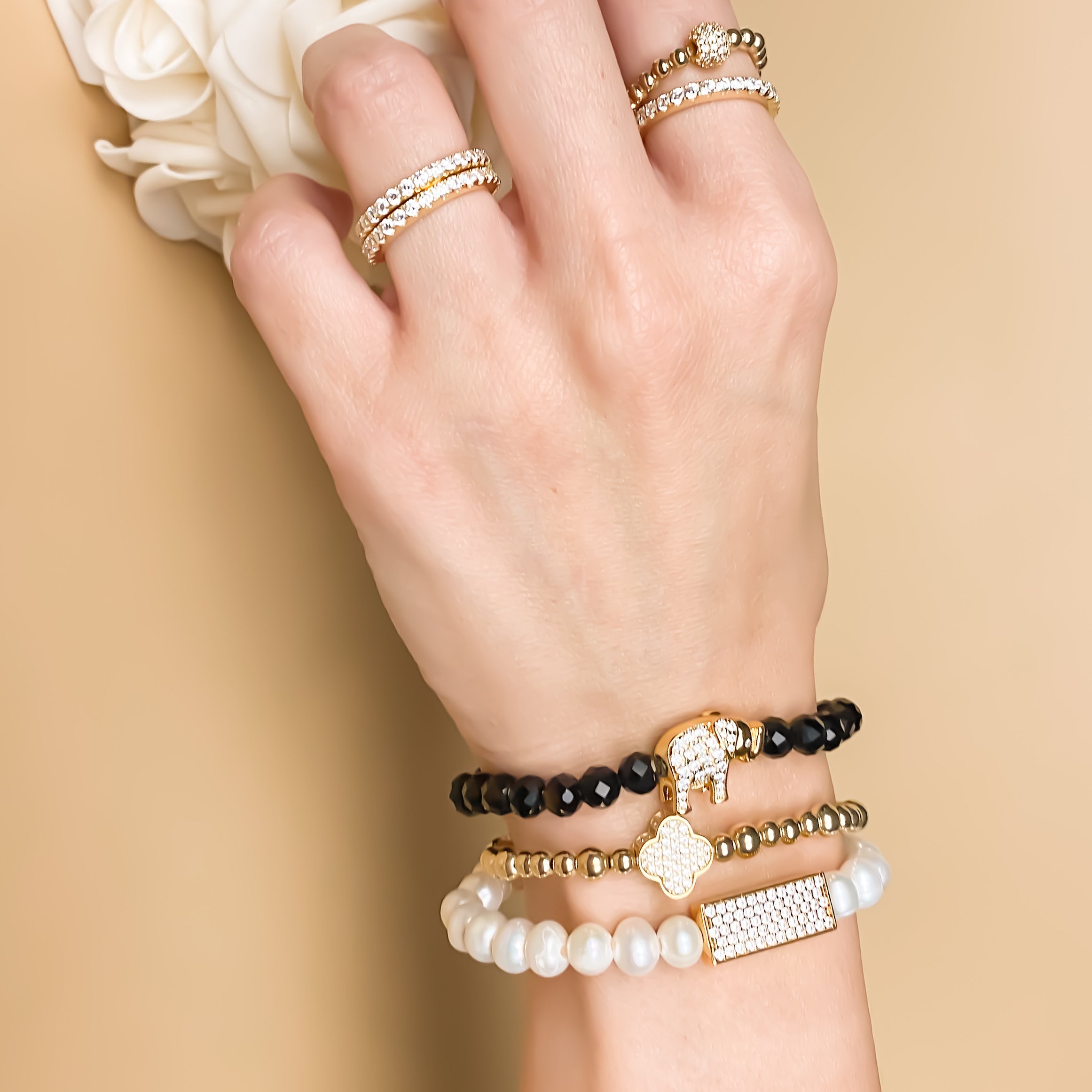 ELEPHANT ON BLACK ONYX ELASTIC BRACELET