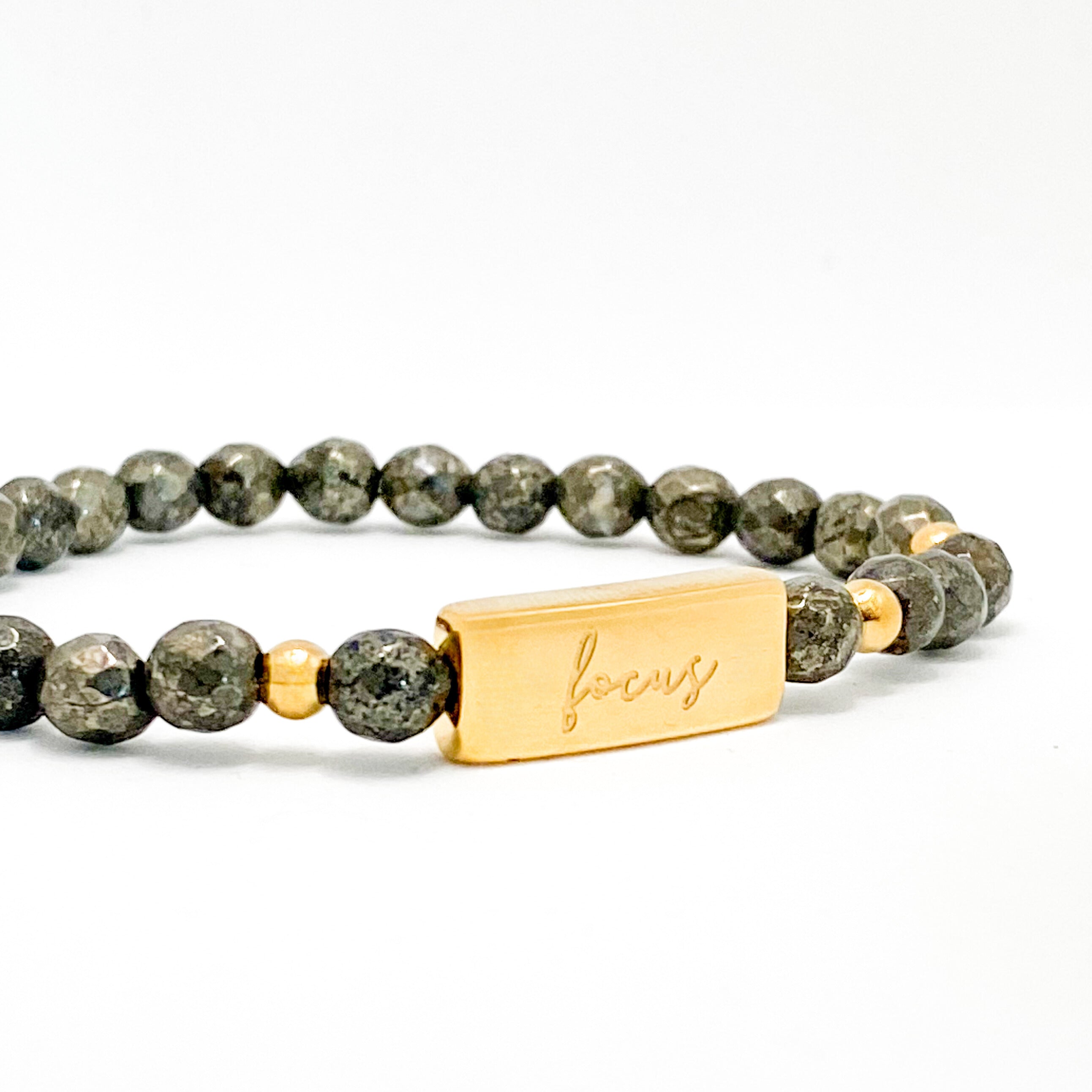 FOCUS ON PYRITE ELASTIC BRACELET