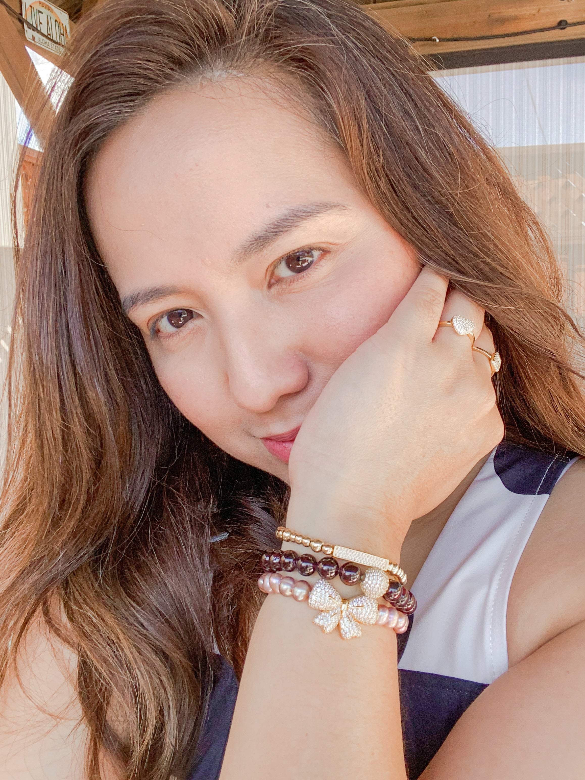 MINI CRYSTAL BAR ON GOLD FILLED BEADS ELASTIC BRACELET