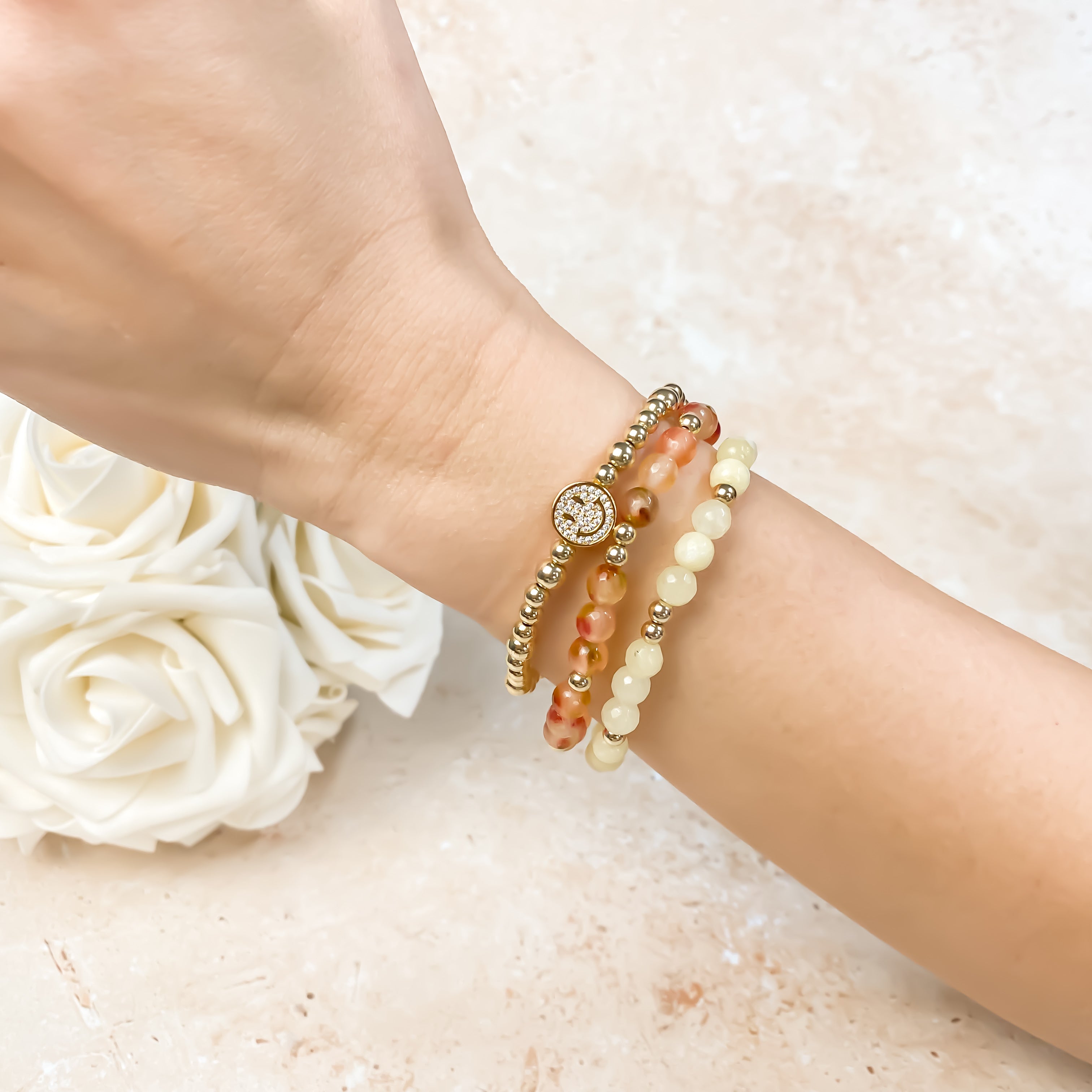 SMILEY FACE ON GOLD FILLED BEADS ELASTIC BRACELET