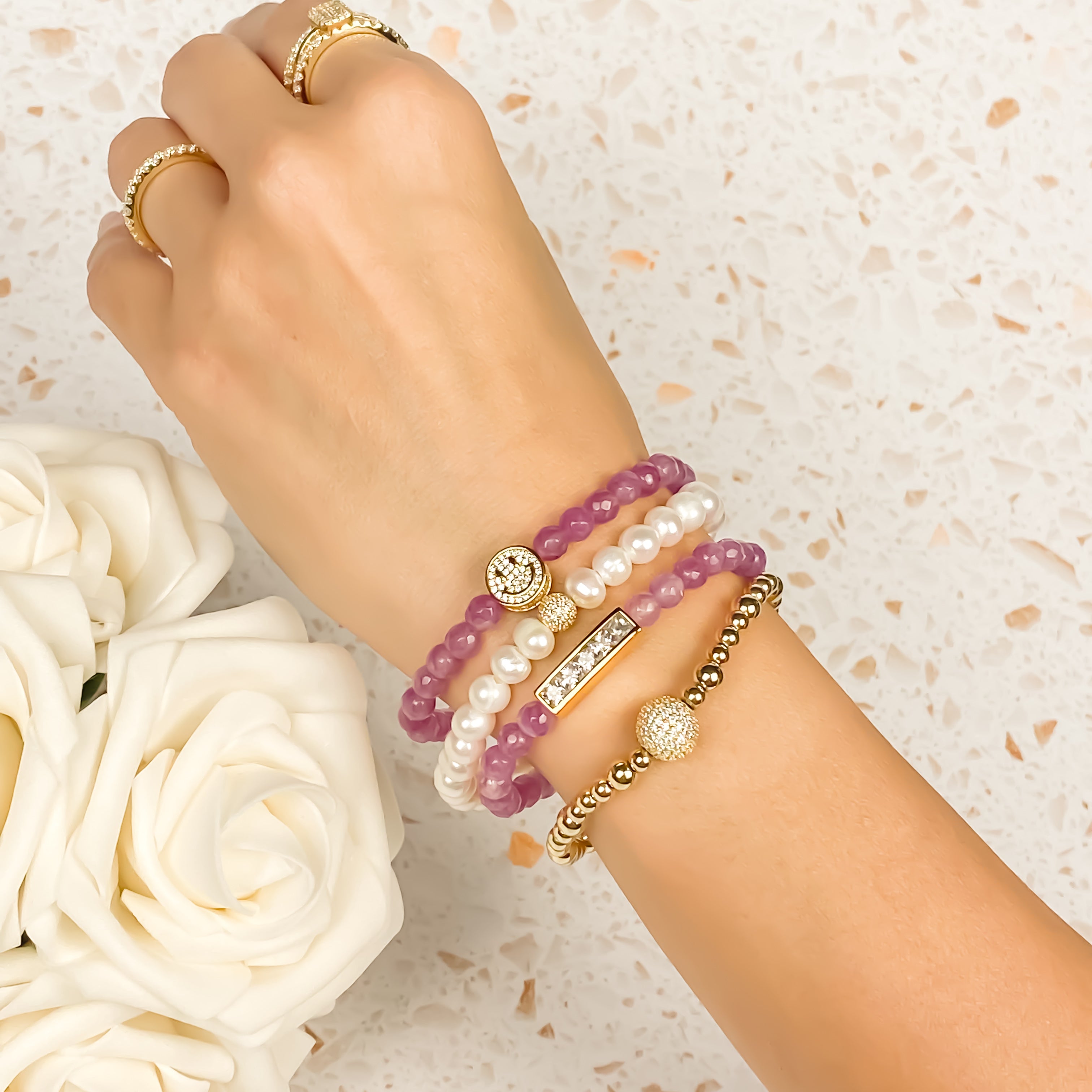 SMILEY FACE ON ROSE VIOLET ELASTIC BRACELET