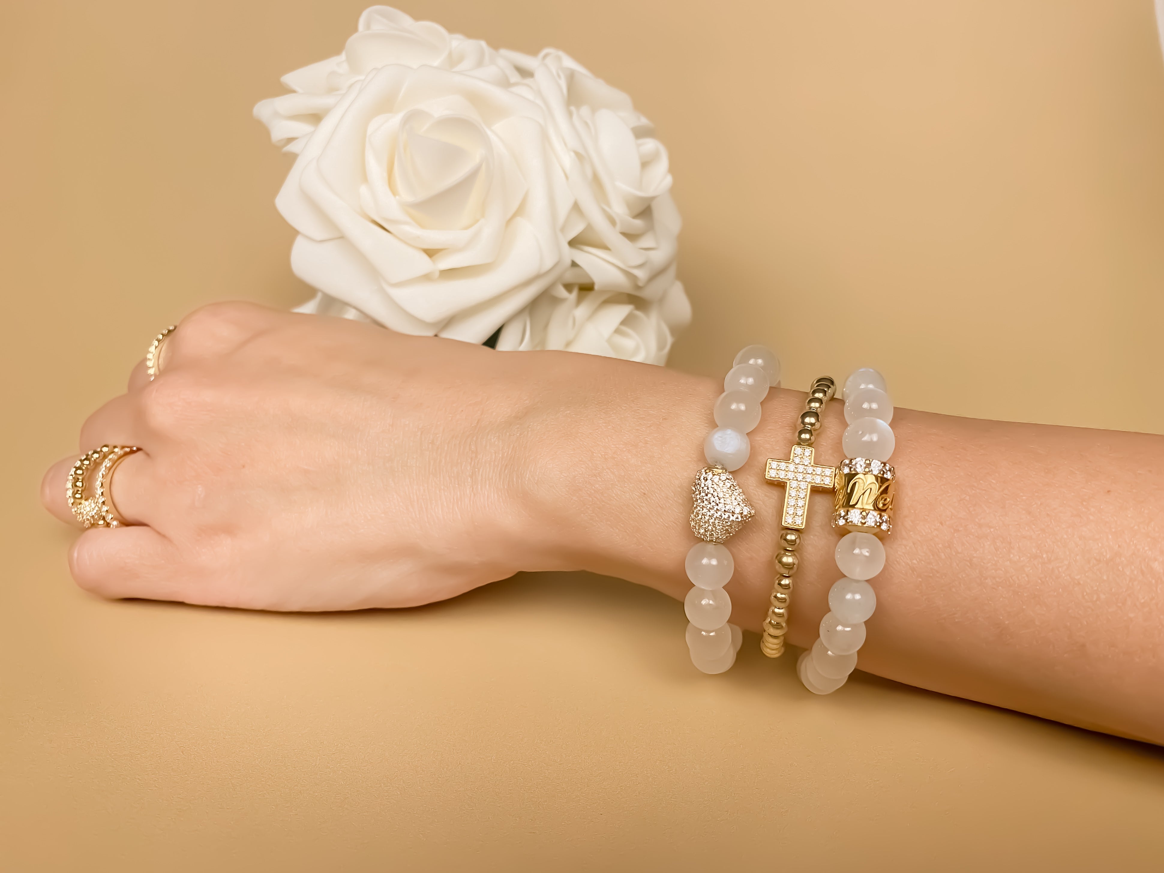 CROSS ON GOLD FILLED BEADS ELASTIC BRACELET