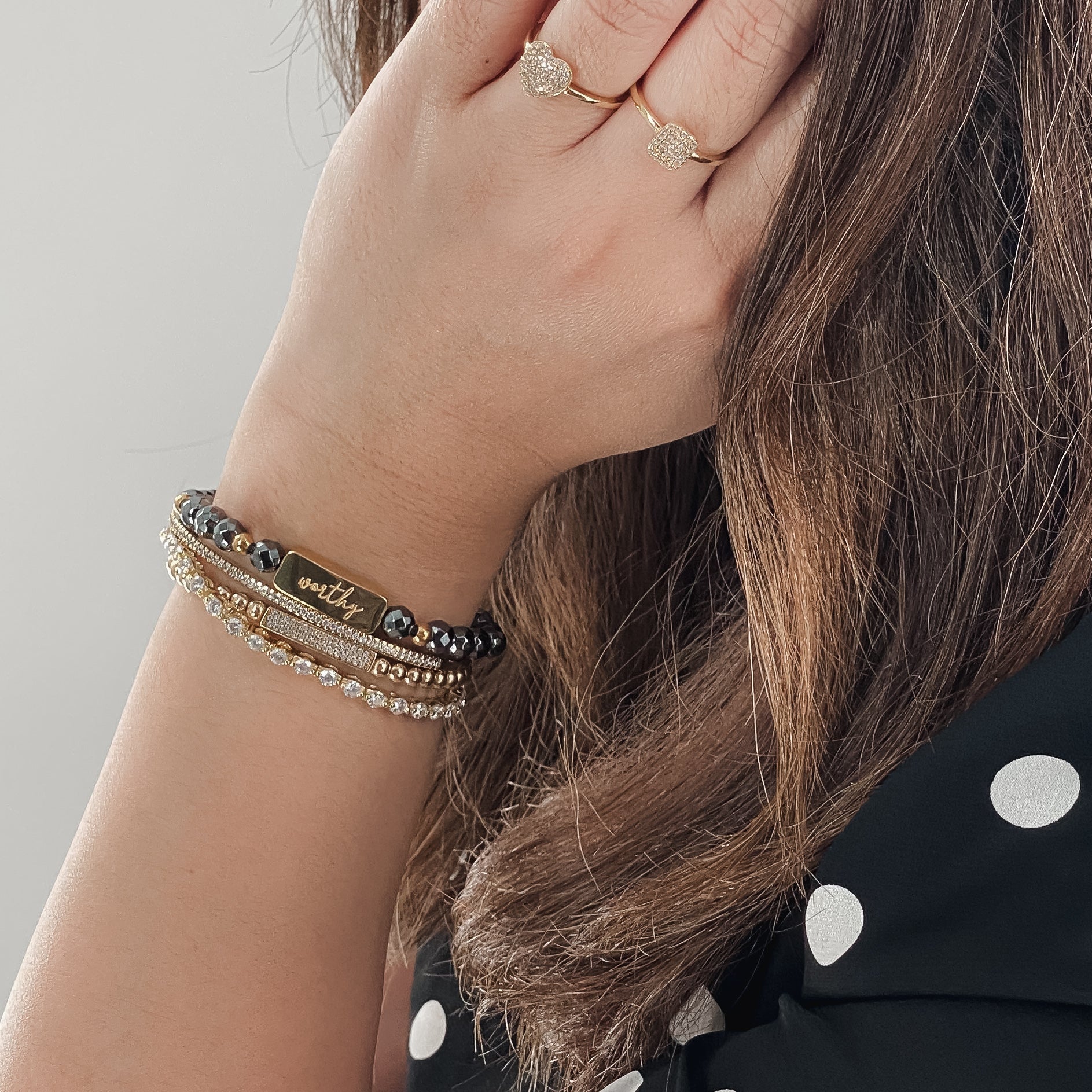 WORTHY ON HEAMTITE ELASTIC BRACELET