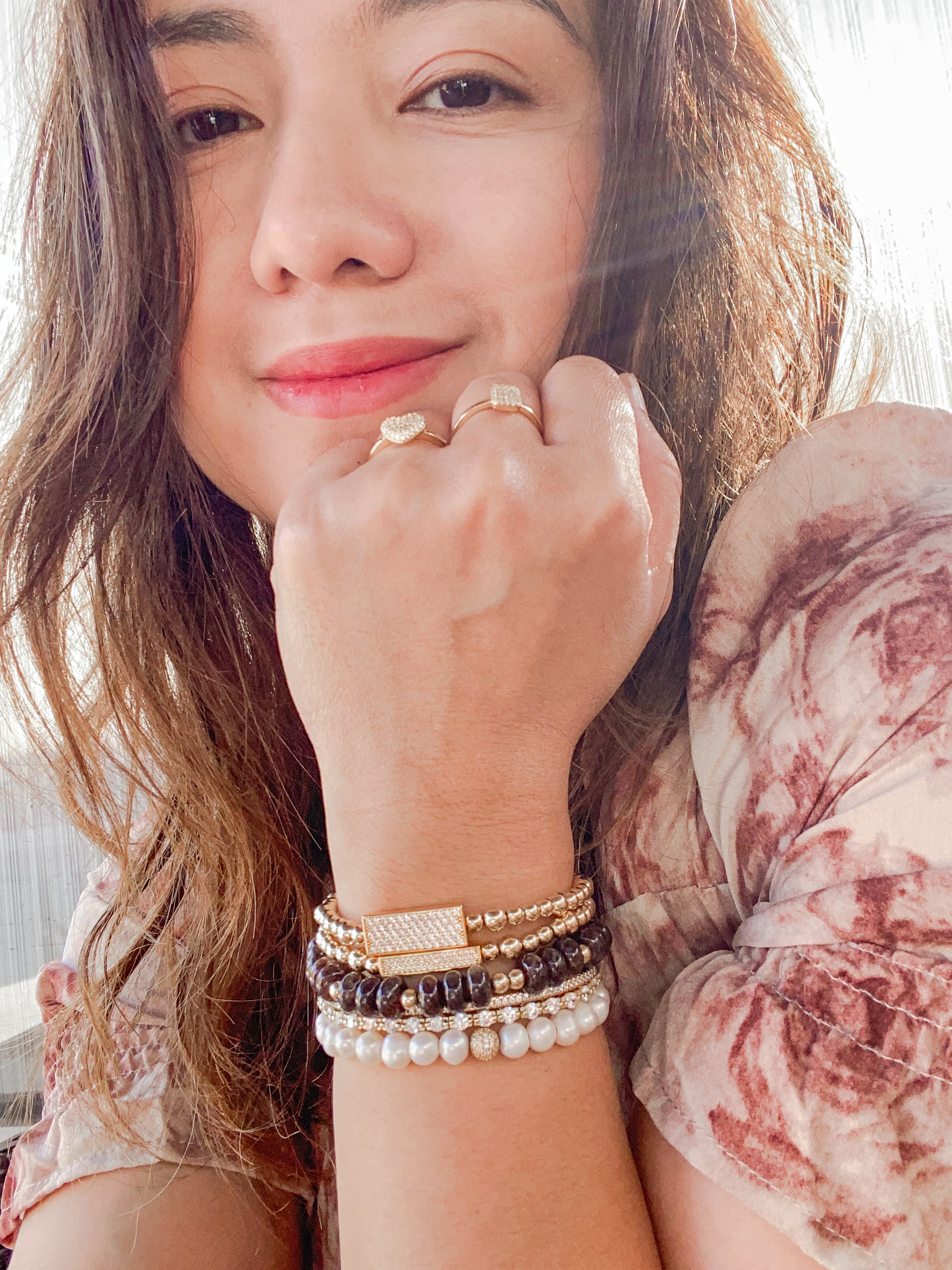 MINI CRYSTAL BAR ON GOLD FILLED BEADS ELASTIC BRACELET