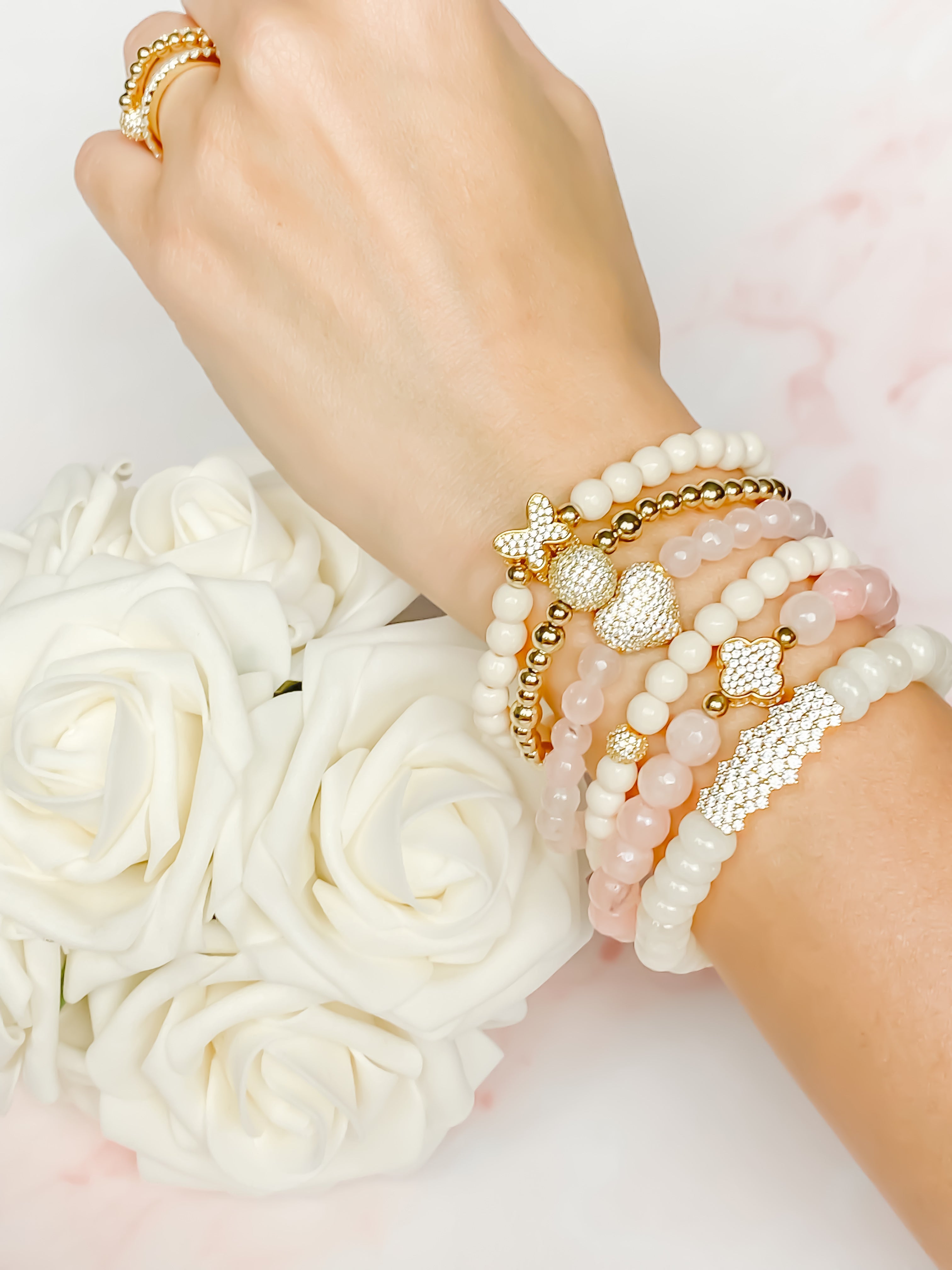 MINI CRYSTAL BALL ON FRENCH VANILLA ELASTIC BRACELET