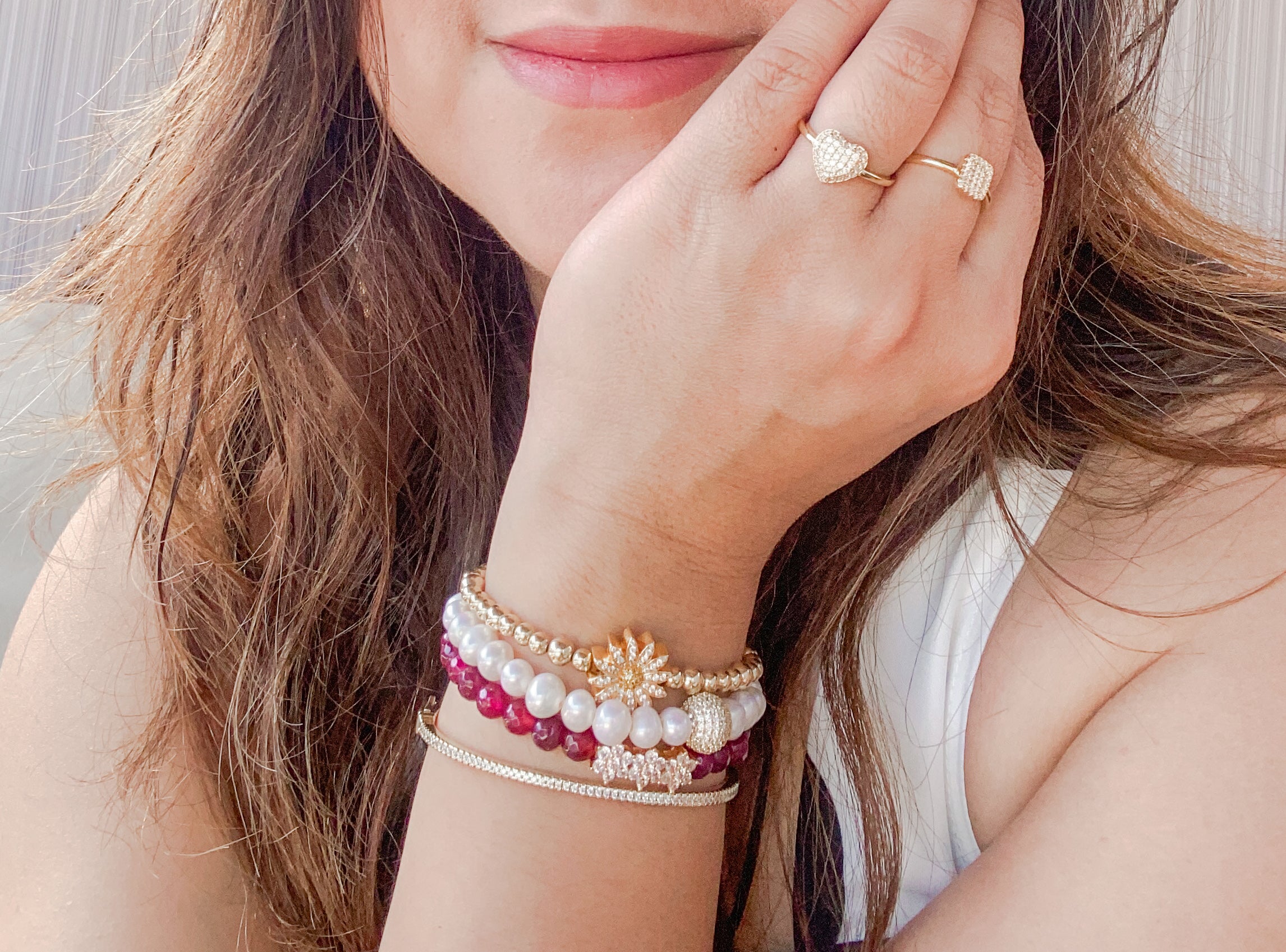 ROSITAS ON POMEGRANATE ELASTIC BRACELET