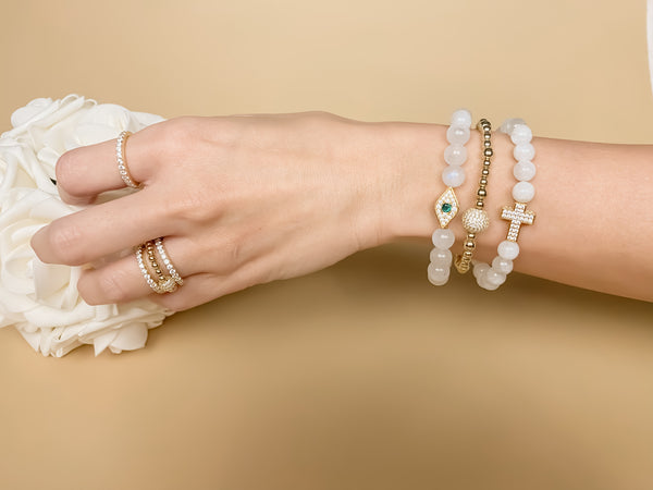 EVIL EYE ON WHITE MOONSTONE ELASTIC BRACELET
