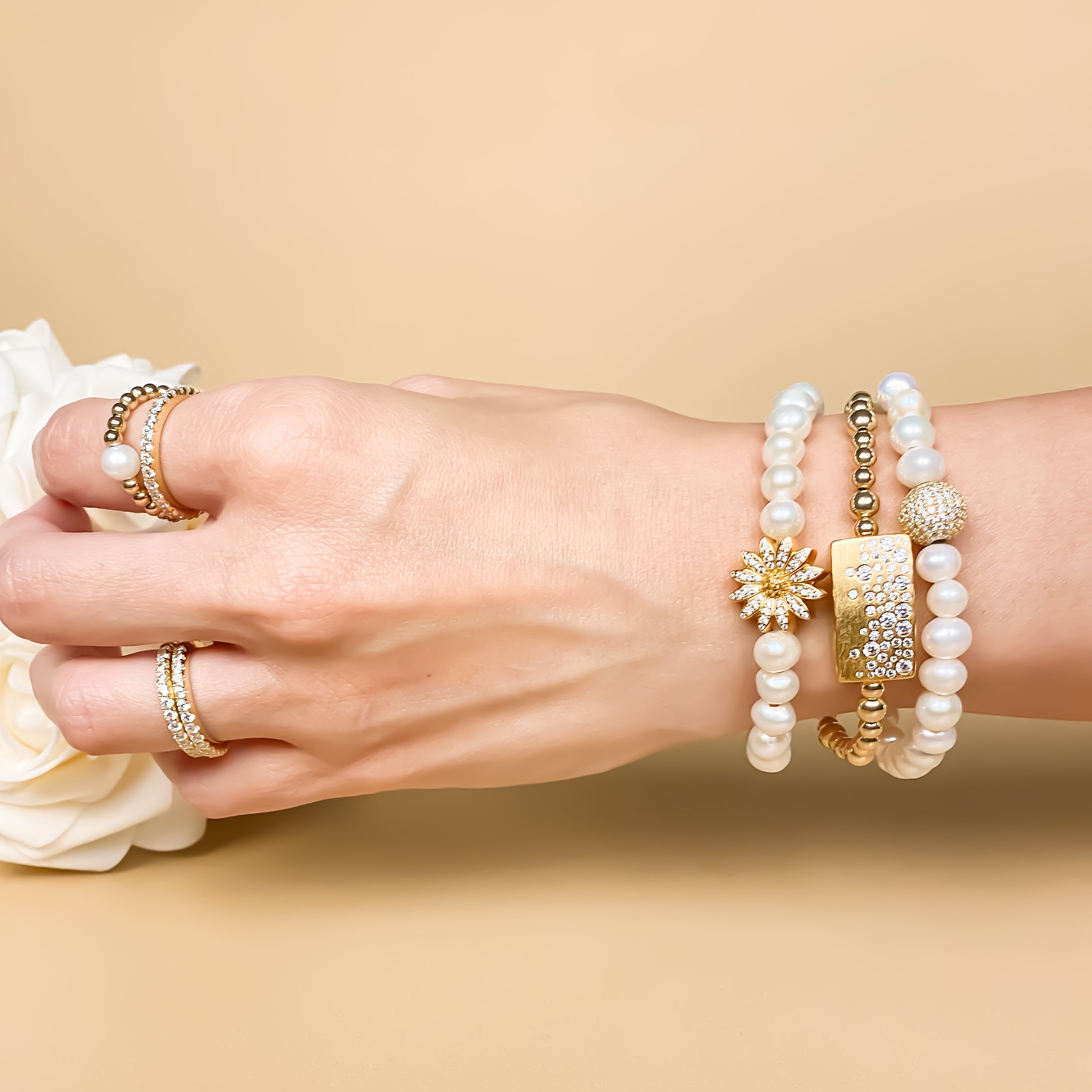 GYPSY BAR ON GOLD FILLED BEADS ELASTIC BRACELET