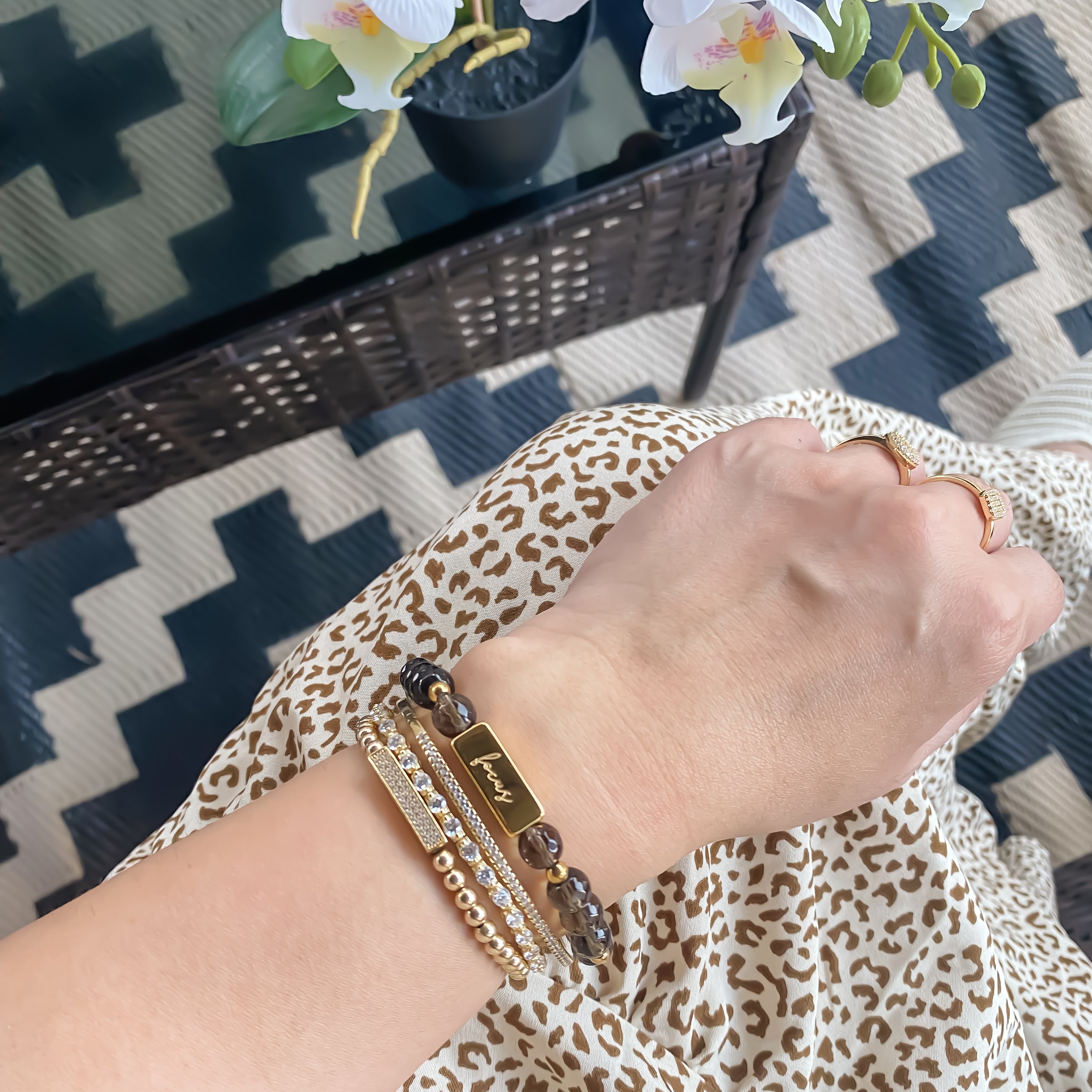 FOCUS ON SMOKY QUARTZ ELASTIC BRACELET