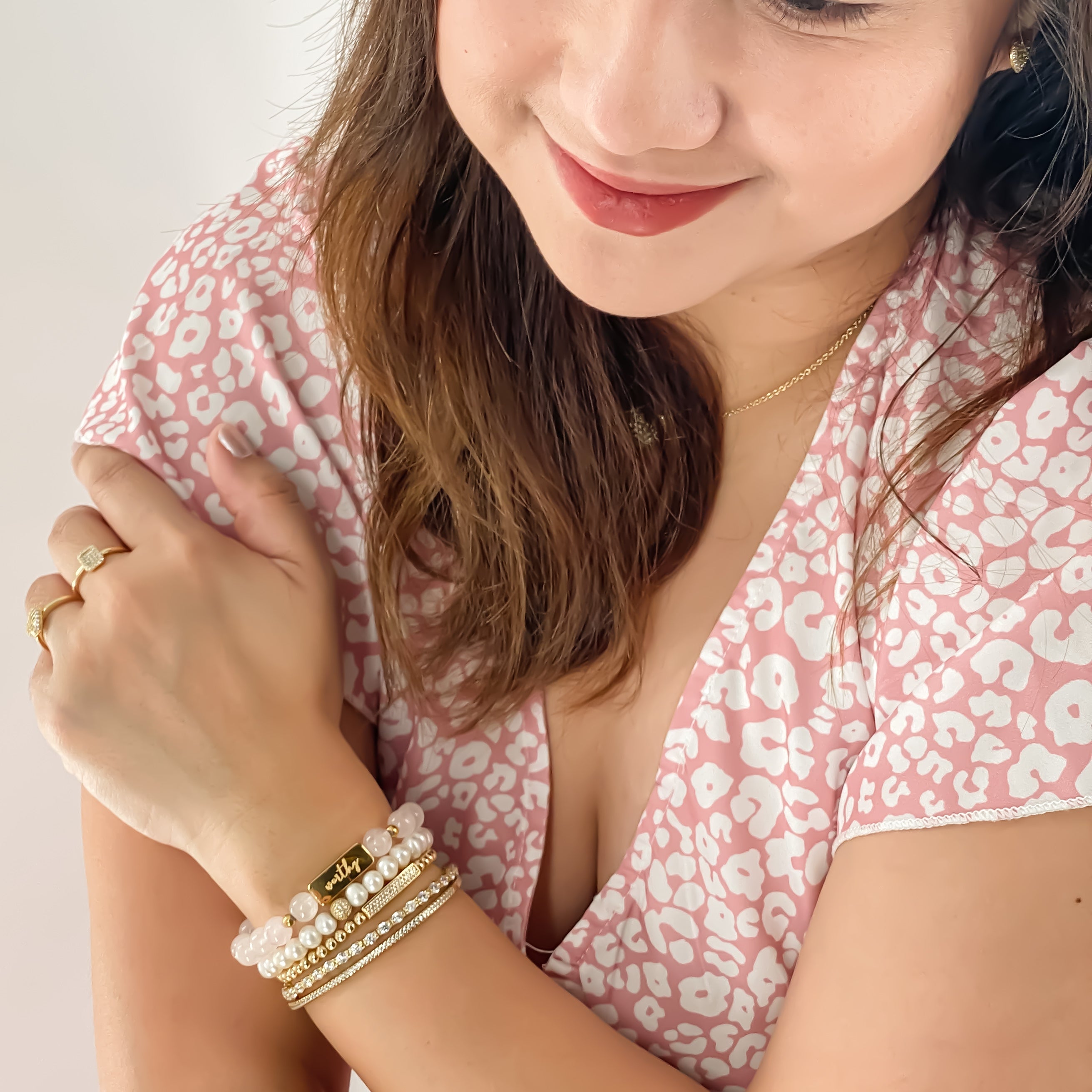 WORTHY ON ROSE QUARTZ ELASTIC BRACELET