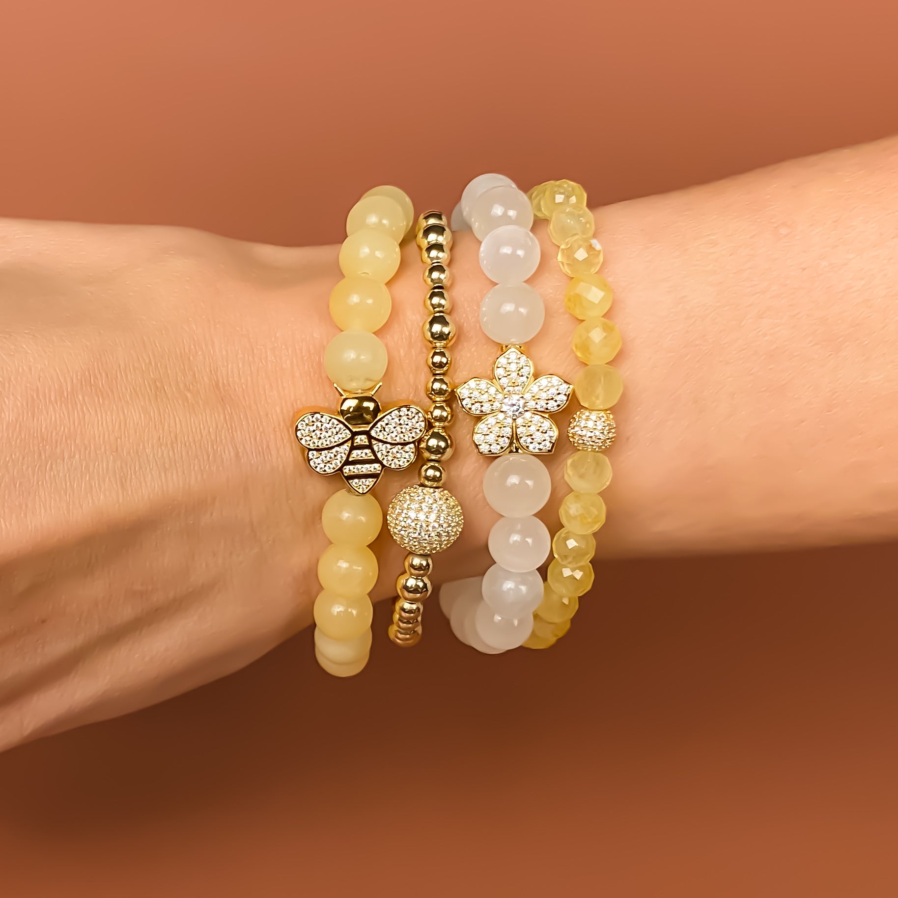 HIBISCUS ON MOONSTONE ELASTIC BRACELET