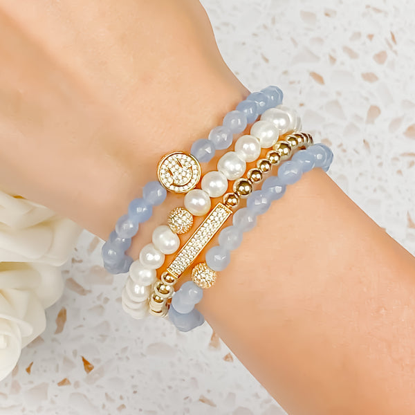 SMILEY FACE ON COOL WATER JADE ELASTIC BRACELET