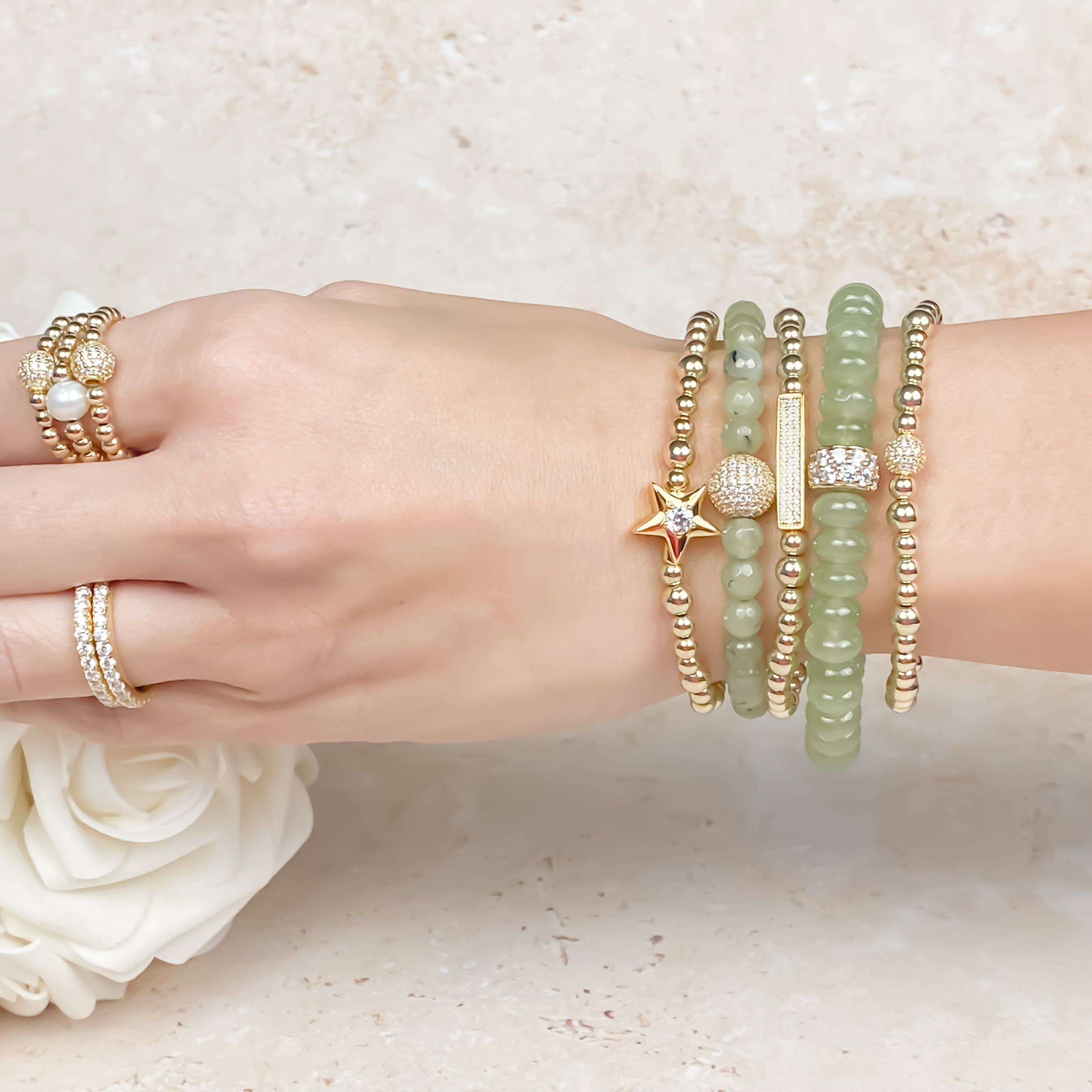 CRYSTAL BALL ON PREHNITE ELASTIC BRACELET