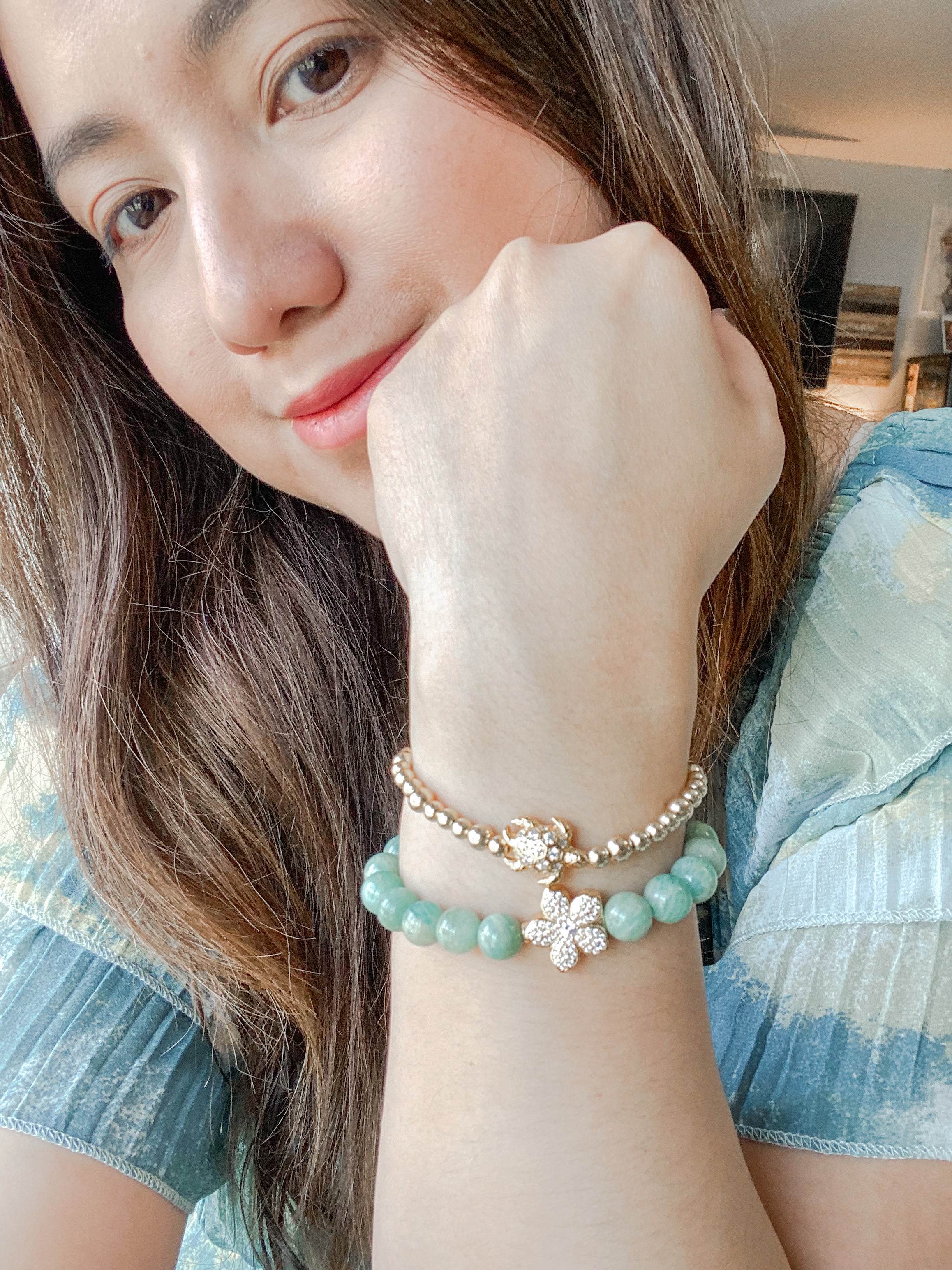 HIBISCUS ON AMAZONITE ELASTIC BRACELET