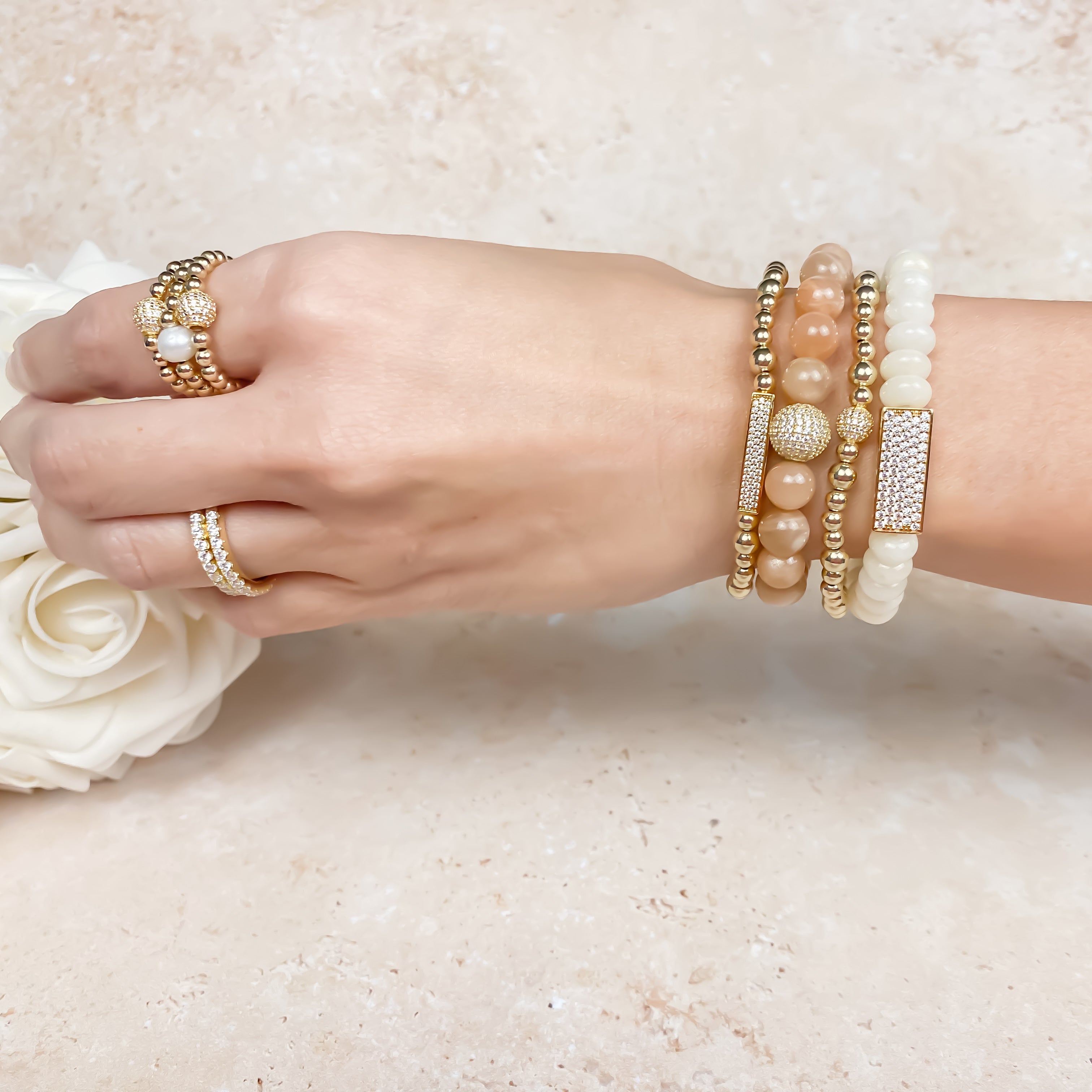 CRSYTAL BALL ON SUNSTONE ELASTIC BRACELET