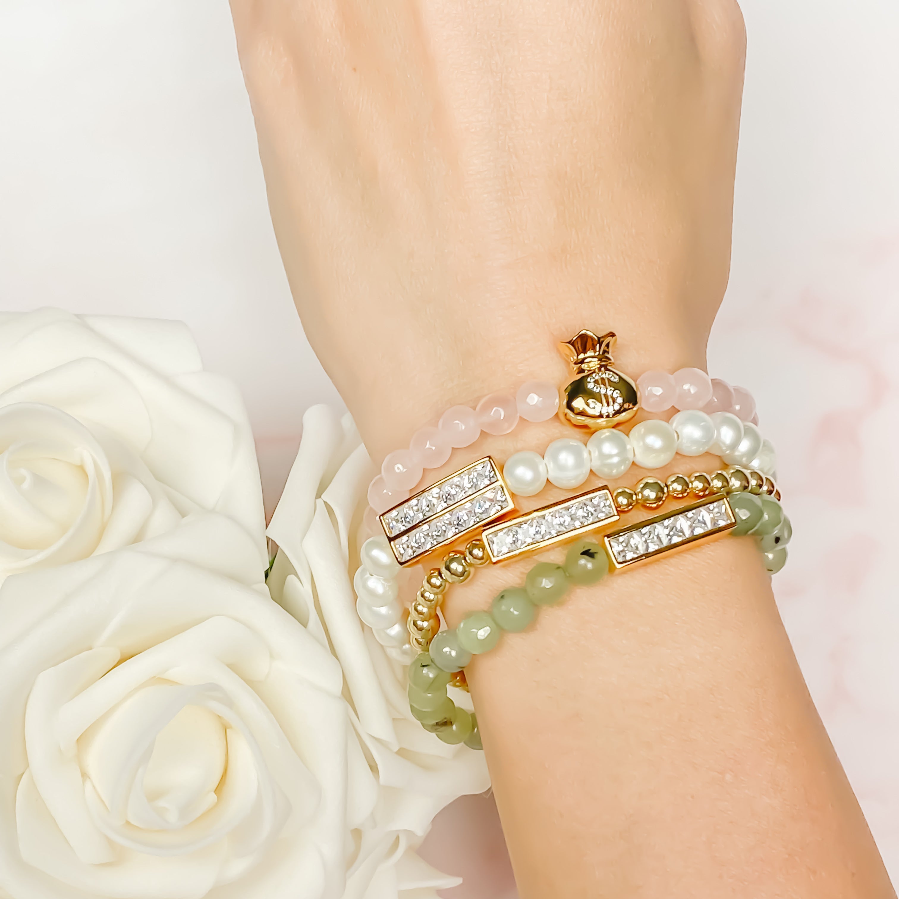 MINI PRINCESS BAR ON GOLD FILLED BEADS ELASTIC BRACELET