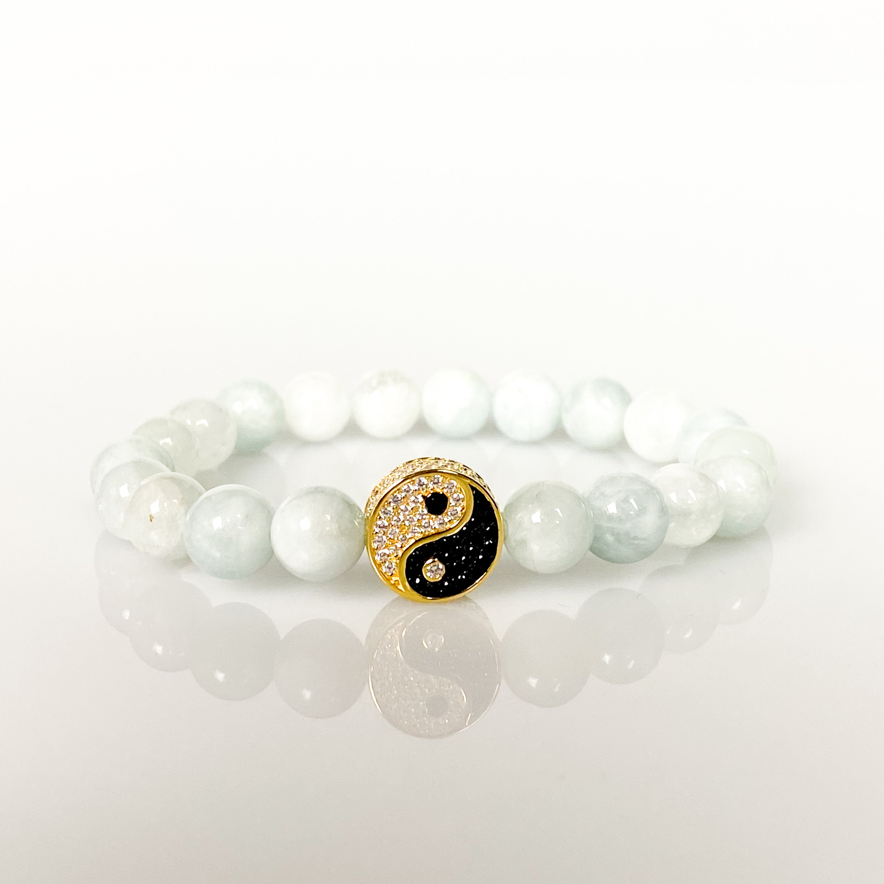 Yinyang on aquamarine
