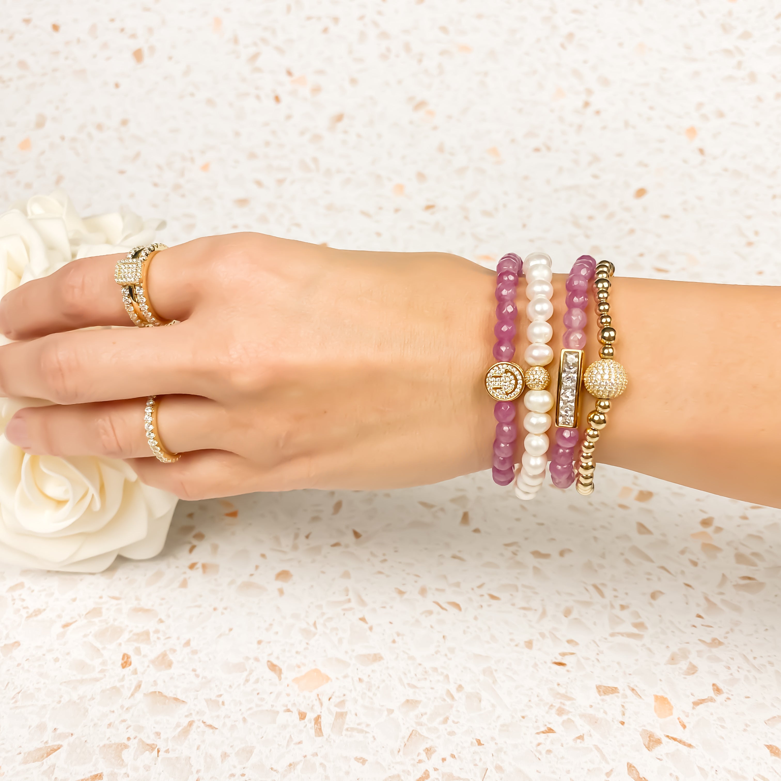 SMILEY FACE ON ROSE VIOLET ELASTIC BRACELET