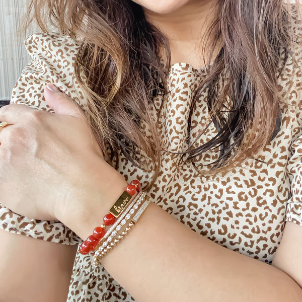 BRAVE ON CARNELIAN ELASTIC BRACELET