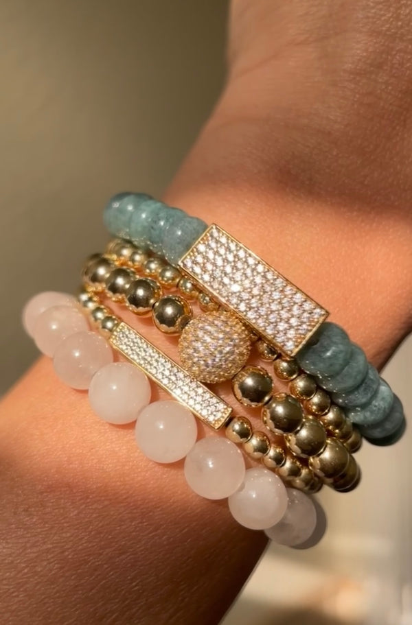 CRYSTAL BAR ON LAUREL GREEN JADE ELASTIC BRACELET