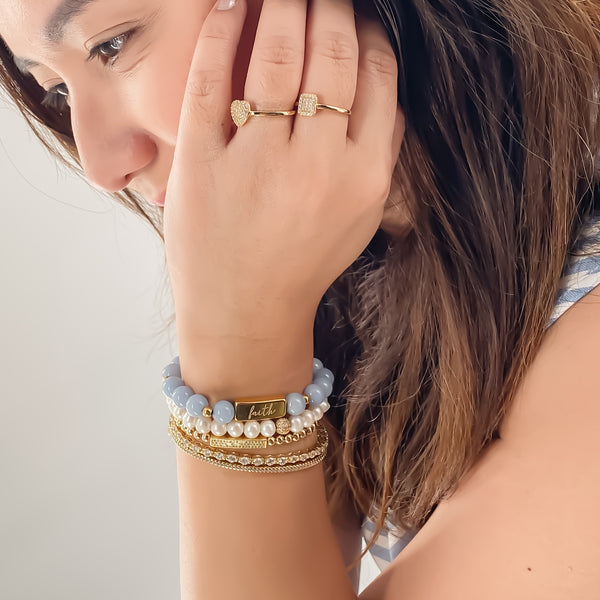 FAITH ON ANGELITE ELASTIC BRACELET