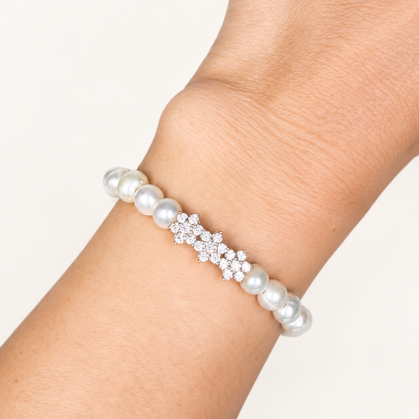ROSITAS ON WHITE PEARL BRACELET