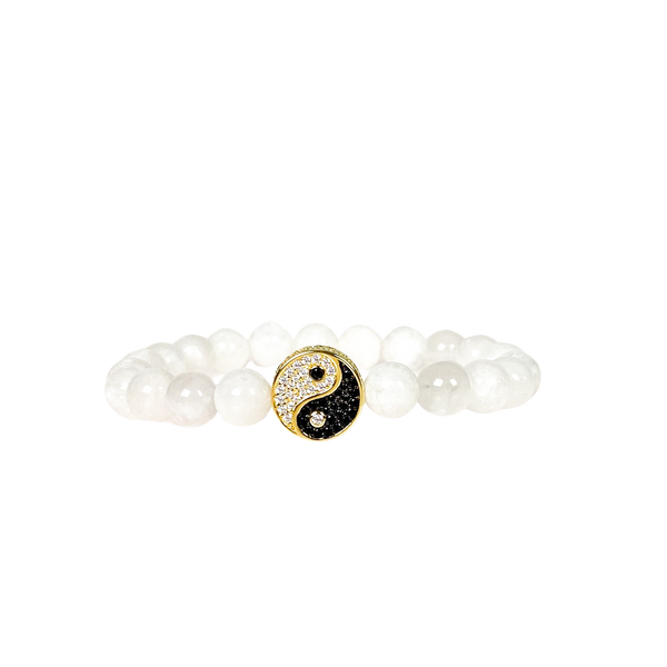 YINYANG ON WHITE MOONSTONE ELASTIC BRACELET